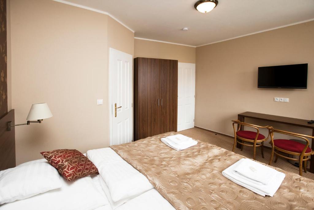 Bed and Breakfast Old House à Hradec nad Moravicí Chambre photo