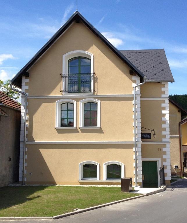 Bed and Breakfast Old House à Hradec nad Moravicí Extérieur photo